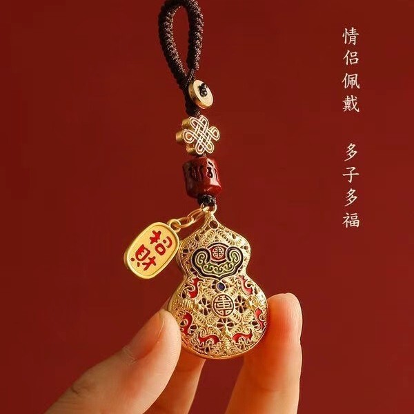 Hulu Keychain Pendant Car Hanging Couple Internet Popular High-end Jewelry Bag Men's and Women's Hanging