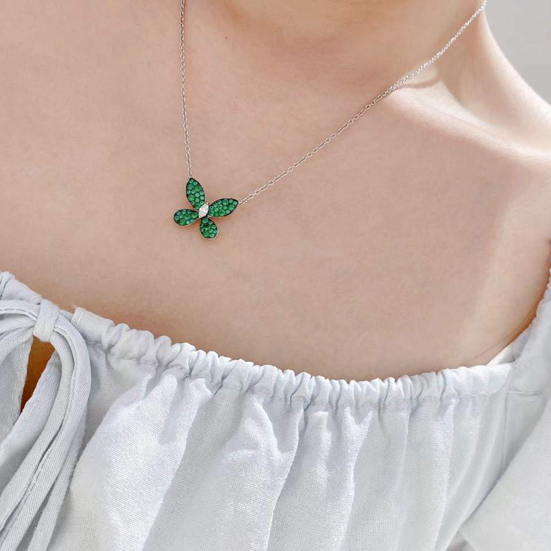 Fashion Butterfly Copper Inlay Zircon Pendant Necklace 1 Piece