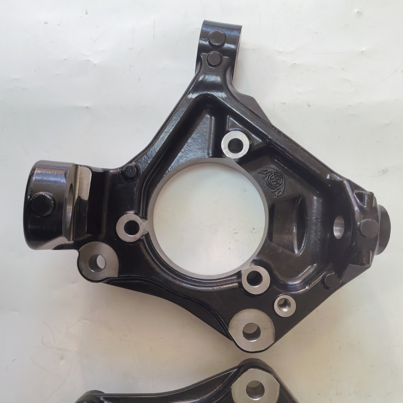 Suitable for Jeep Wrangler Steering Knuckle Arm Horn 68388828Aa 68388829Aa