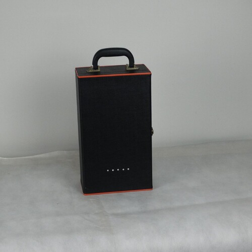 Rain Ying Crystal Double-Handle Leather Wine Box with Corkscrew, Wine Packaging Gift Box, Includes 3-Piece Wine Set