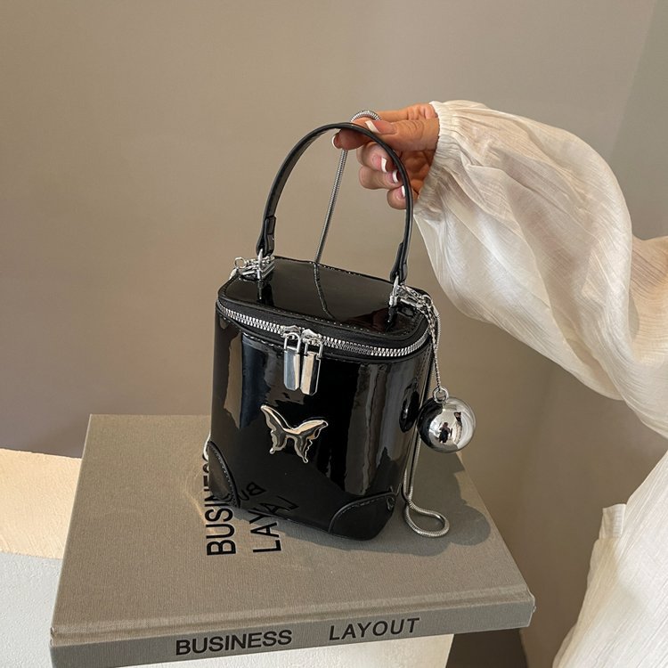 Exquisite fashionable handbag for women, new stylish high gloss solid color shoulder bag, high-quality and versatile_voghion.com