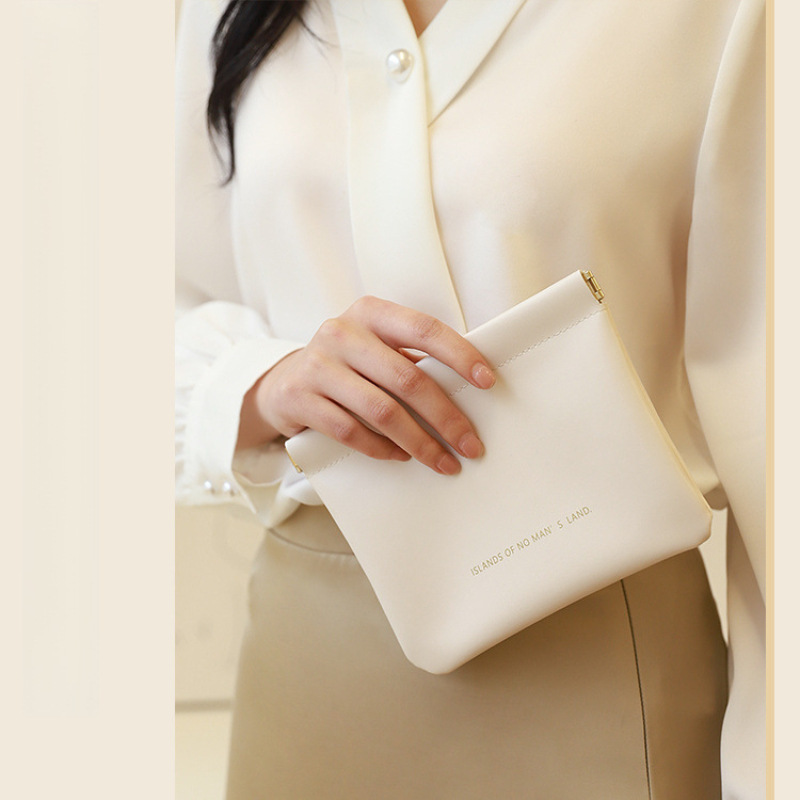 Lipstick Cosmetics Bag, Touch-Up Product Storage Bag, Spring Sheet Seal, Automatic Closing Cosmetics Bag, Travel Portable