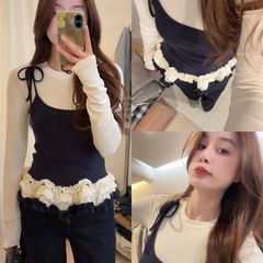 偽の2つのレースベストは長袖tシャツの女性2025春の新しいデザイン感があります。