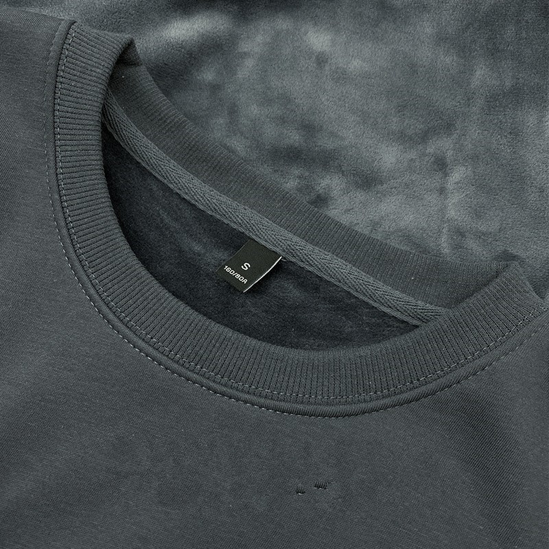 Cheap non-inverted velvet fleece-lined fleece-lined solid color sweater for men and women dark gray inner wear warm winter men's long-sleeved T-shirt for men Cheap non-inverted velvet fleece-lined fleece-lined solid color sweater for men and women dark gray inner wear warm winter men's long-sleeved T-shirt for men