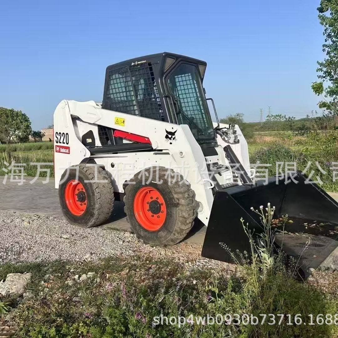 山猫S220滑移装载机bobcat凯斯CASE 扫雪铲车山猫S18 S300 S550