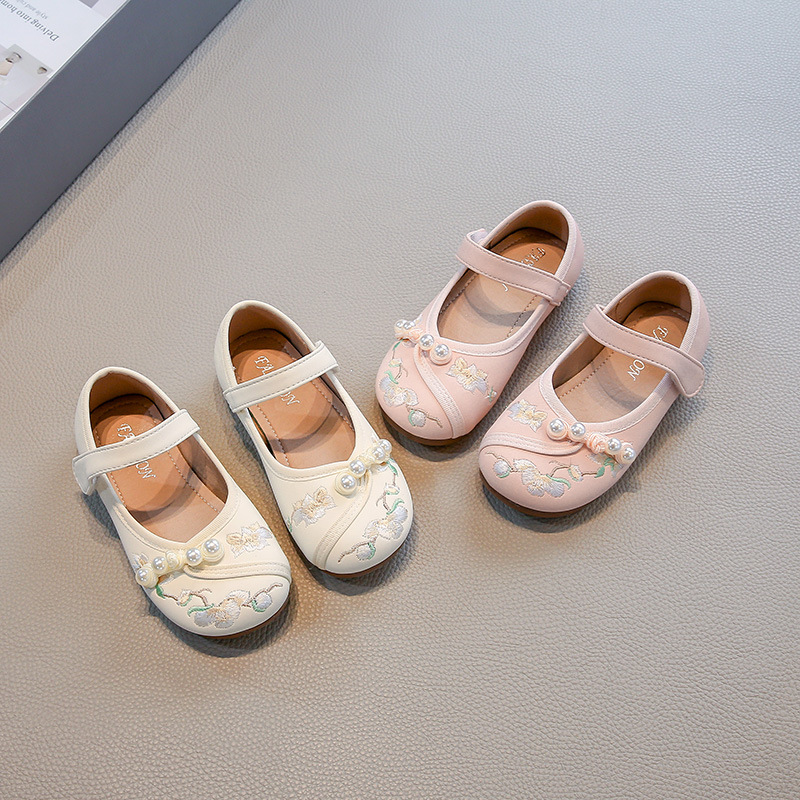Zapatos Hanfu para niñas 2025 verano nuevos zapatos de princesa para niños estilo nacional falda de cara de caballo zapatos bordados zapatos de cuero para niñas marea image 3