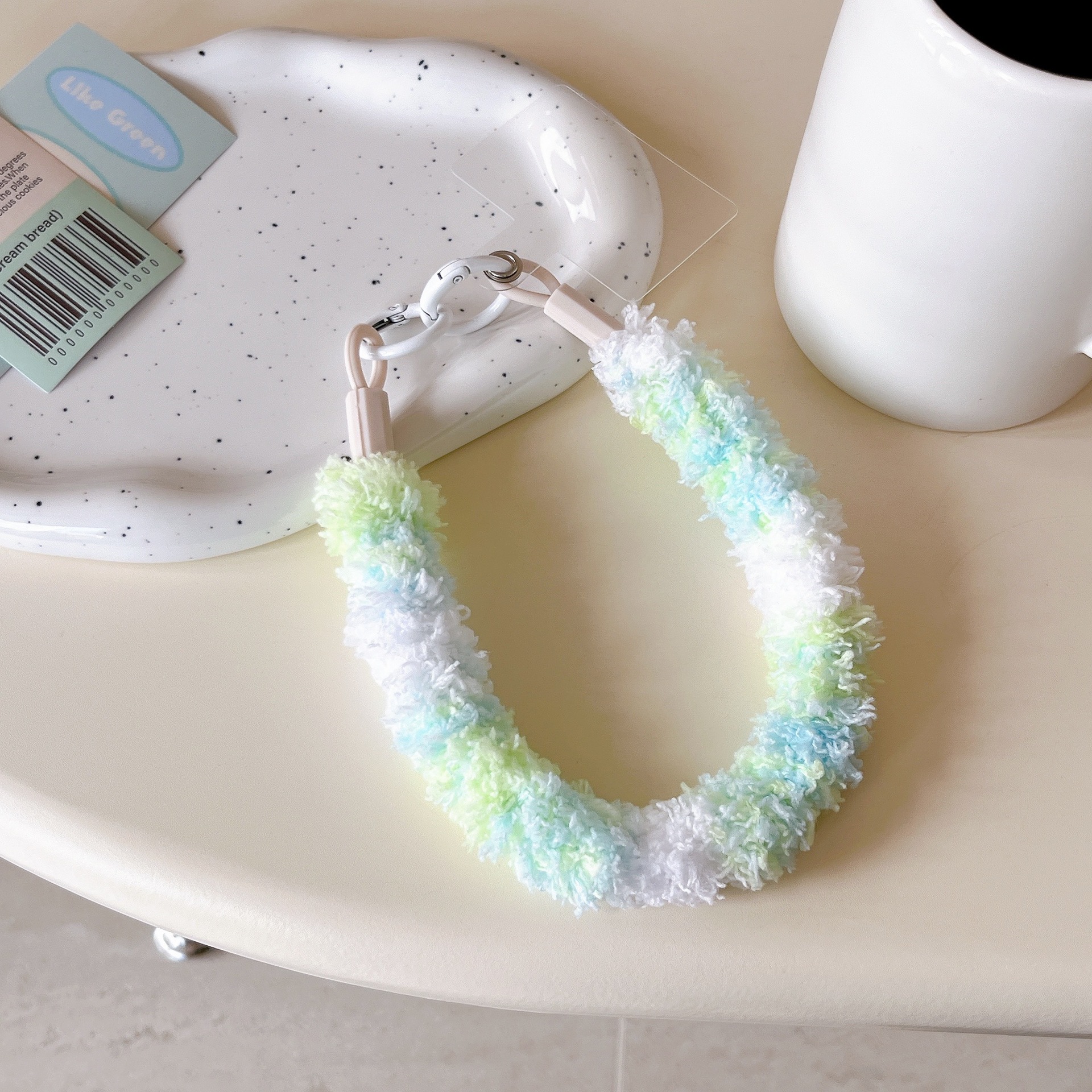 010990E2-9D8B-4D8A-B96F-9B0144