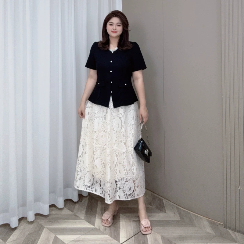 Summer lace skirt, fitted, plus size