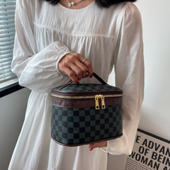 外貿新款手提印花格子化妝包方形PU化妝盒洗漱大容量收納包棋盤格