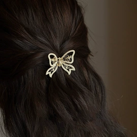 耳环;耳钉;项链