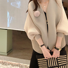 主播热卖百搭纯色开衫褶皱上衣女2025新款气质优雅宽松显瘦短外套