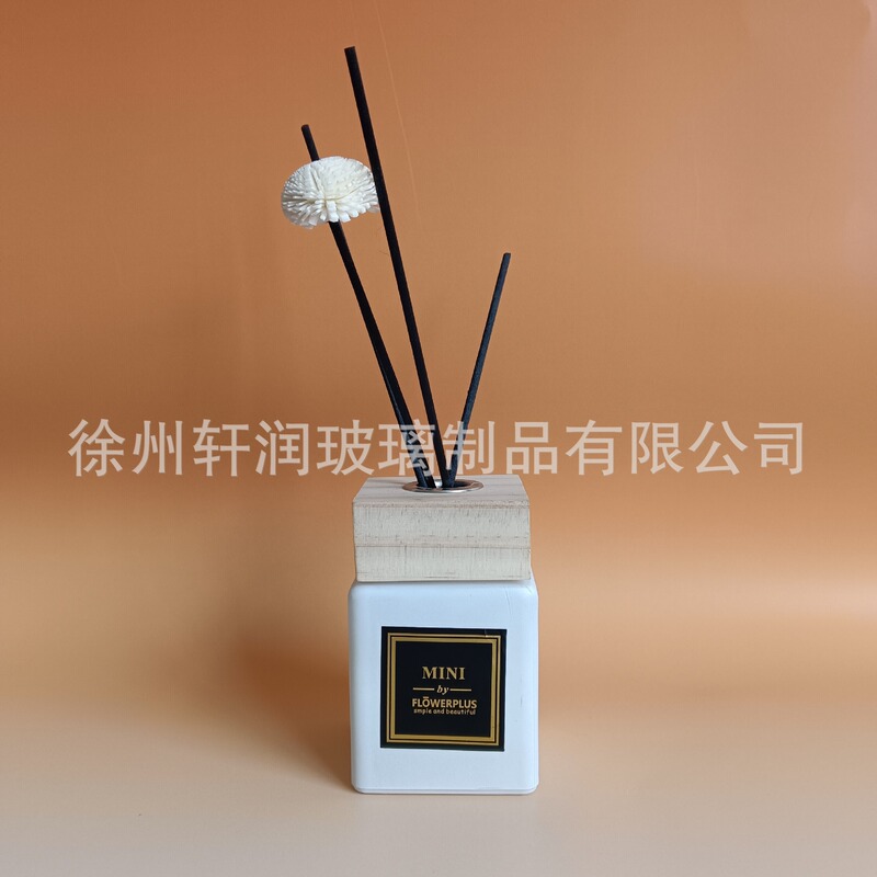 现货供应北欧简约风香熏瓶方形加厚玻璃香薰扩香瓶无火藤条香熏瓶|undefined