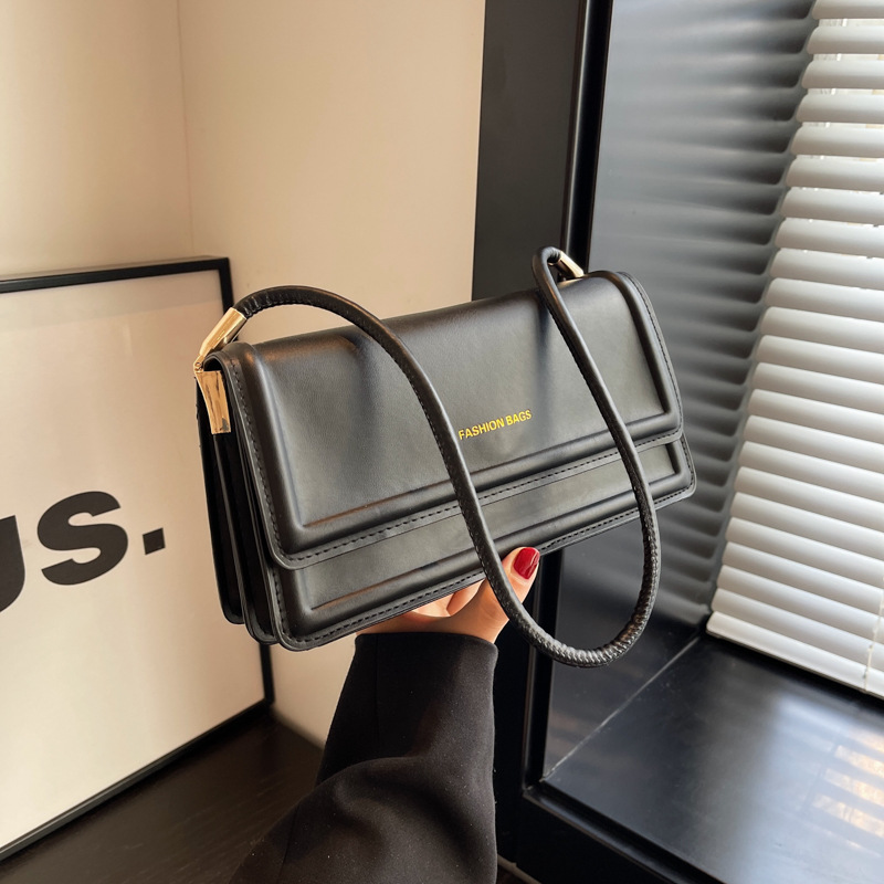 Handbag 2023 Autumn/Winter New Fashion Single Shoulder Underarm Small Square Bag Women's Bag Supports Large Quantity Mixed Wholesale Cross-border