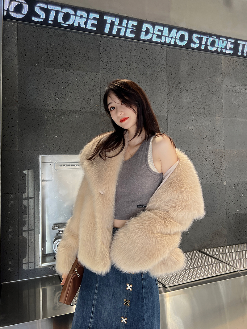 1400g Weight Faux Fur Coat Outerwear Type Long Sleeve Sleeve Length Regular Sleeve Sleeve Type Artificial Fur Fabric Type Regular Top Length Coat Tops Type Holiday, Daily Occasion Turndown Neckline Loose Fit Type Solid Color Pattern Winter, Autumn Season Women's Gender Elegant, Streetwear Style Women's Elegant Streetwear Solid Color Coat Faux Fur Coat 10