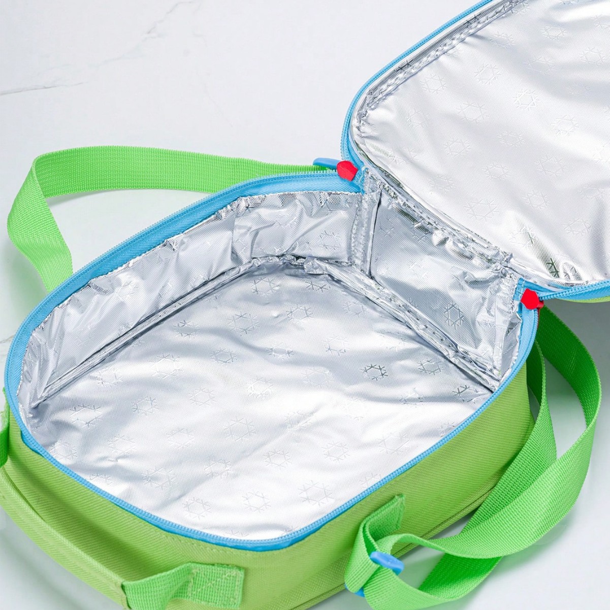 Nuevo paquete de aislamiento de dibujos animados 3D transfronterizos bolsas de bento portátiles para niños bolsas de hielo plegables bolsas de aislamiento de dibujos animados estudiantes caja de almuerzo