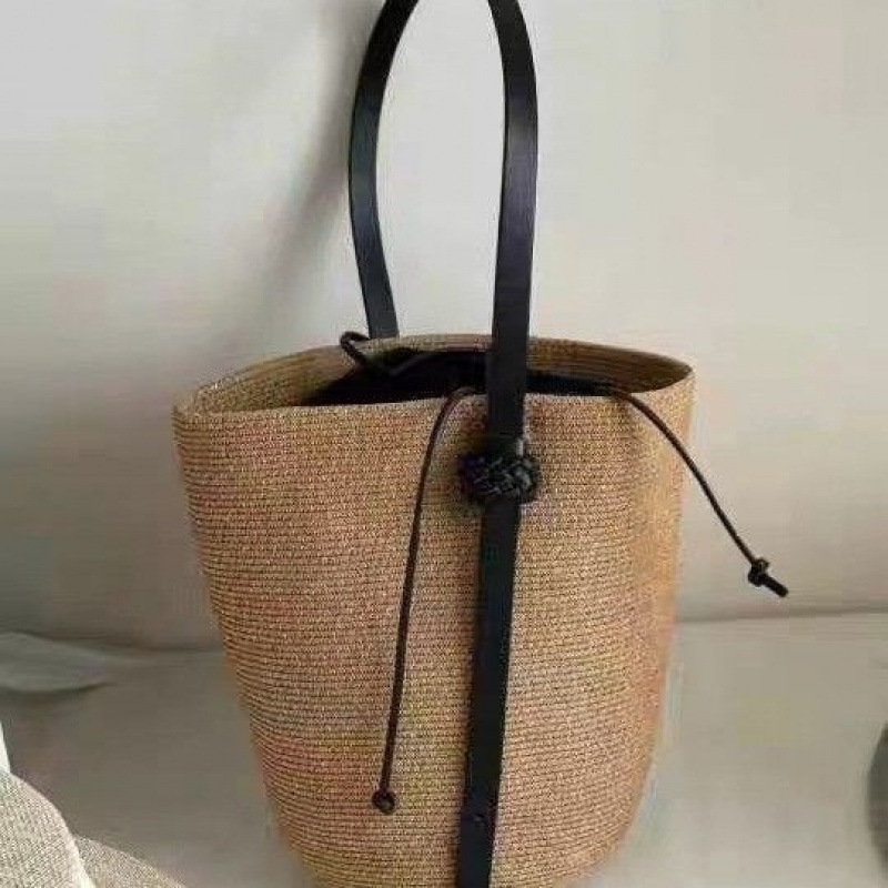 Straw Bag Summer Niche Designer Bucket Bag Crossbody Single Shoulder Portable INS Beach Bag Women's Vintage Straw Bag Summer Niche Designer Bucket Bag Crossbody Single Shoulder Portable INS Beach Bag Women's Vintage