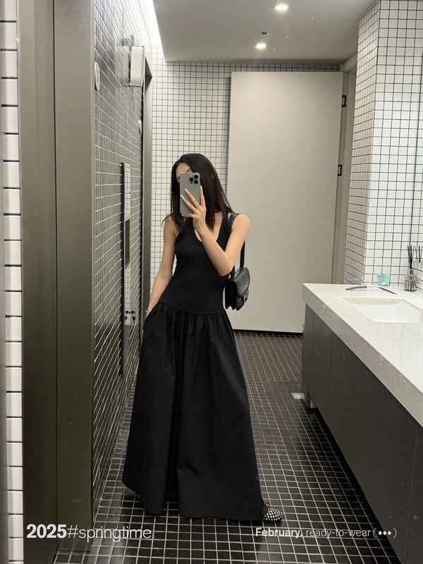 SUNONEONE 大摆吊带长裙连衣裙女夏季白色法式修身收腰设计感裙子|undefined