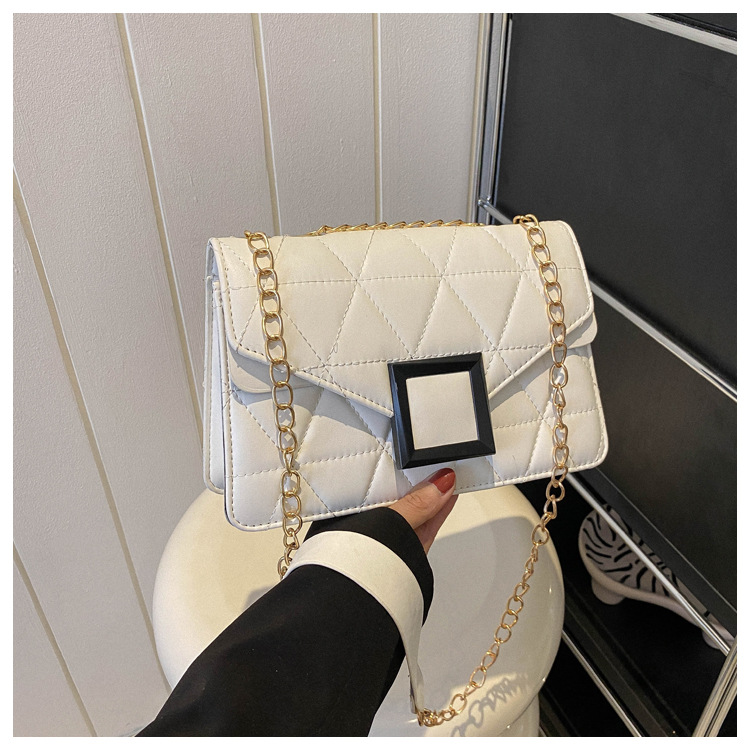 Women's Small Pu Leather Solid Color Streetwear Square Zipper Crossbody Bag display picture 33