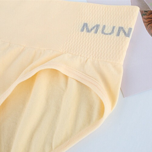 Independent Packaging] Japanese Mid-Thigh Seamless Letter Shaped Tri-Shape Pouch Underwear for Women - Highly Elastic, Comfortable, No-Show, Breathable, and Hip-Lifting