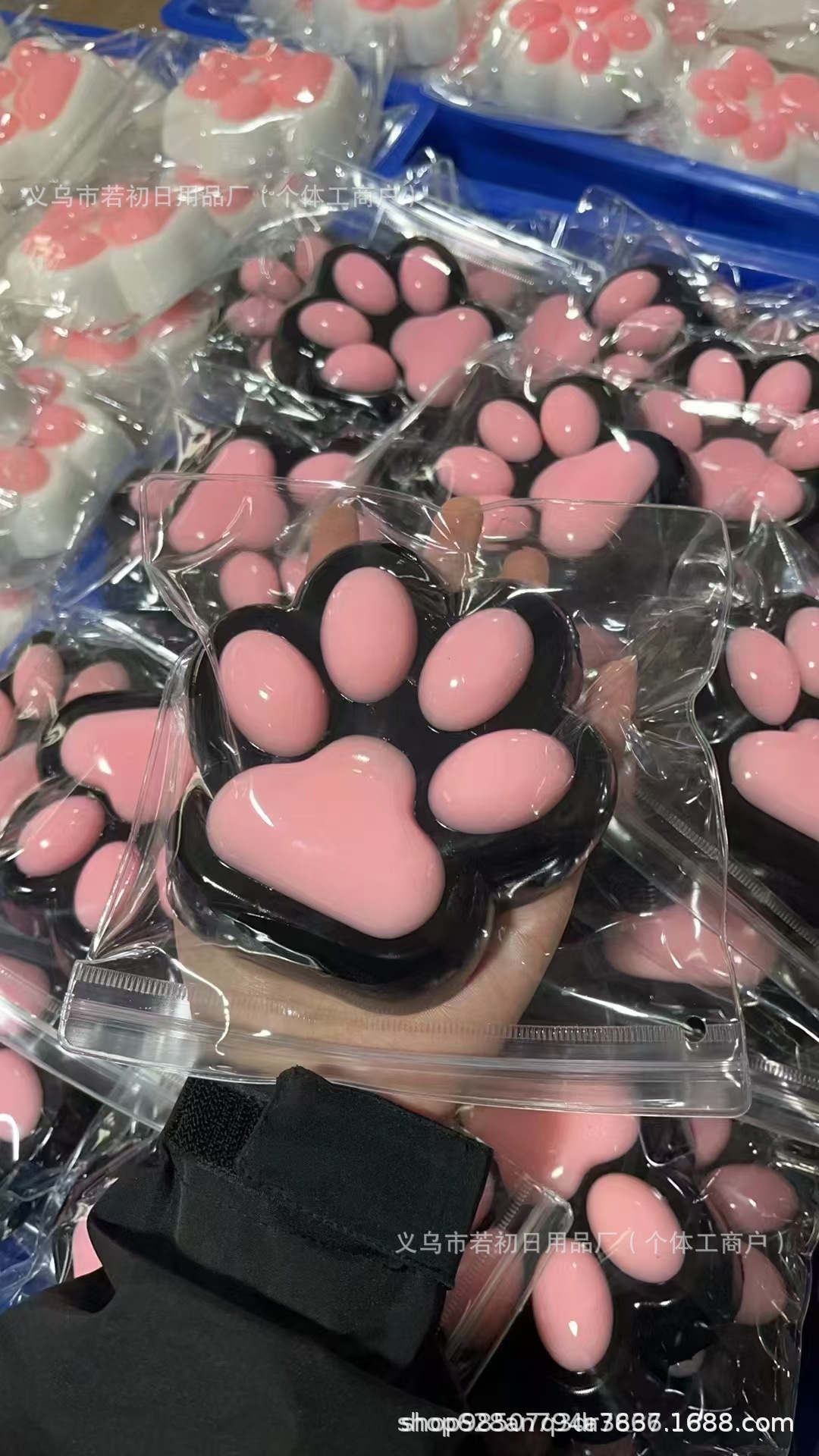 Xiaohongshu mismo estilo de garra de gato pellizca música explosión transfronteriza juguete de descompresión pellizca Le garra de gato descompresión rebote lento al por mayor