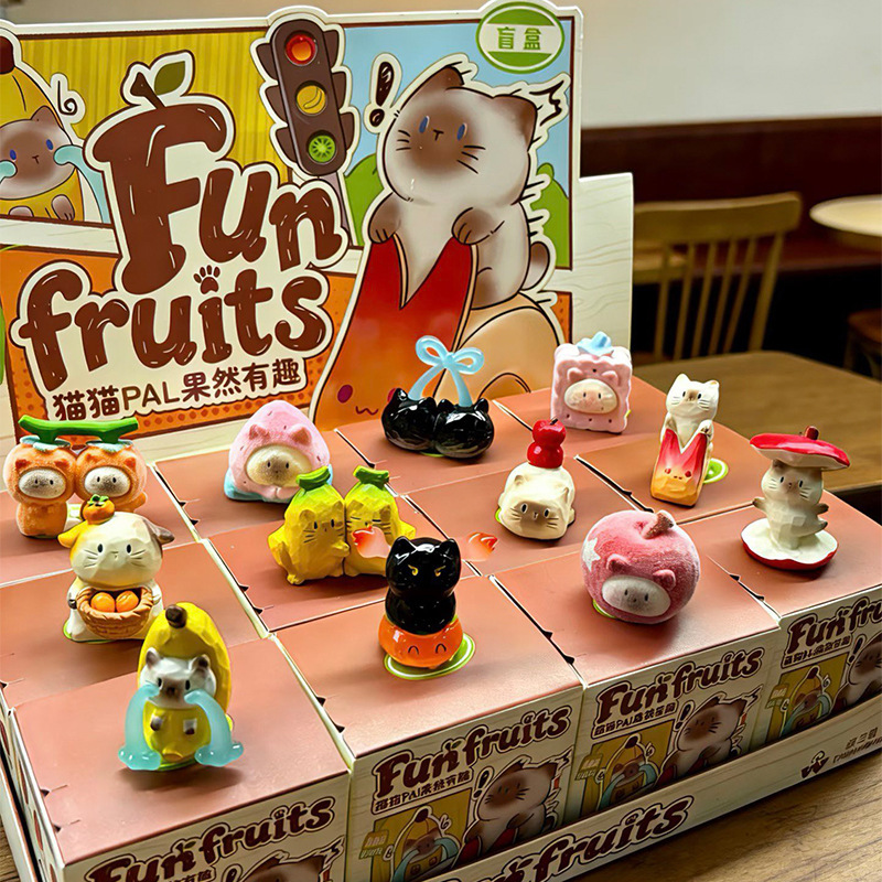 The Same Model as on Xiaohongshu, the Popular Internet Celebrity Hot-Selling Cat Figure Pai Is Indeed Interesting, a Creative Blind Box Cultural and Creative Gift Small Ornament