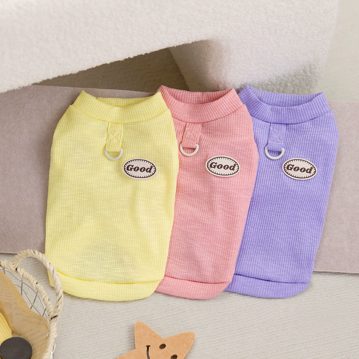 Домашнее животное собака жилет футболка плюшевый мишка собака жилет одежда Весна и лето 24 три цвета динамическая футболка