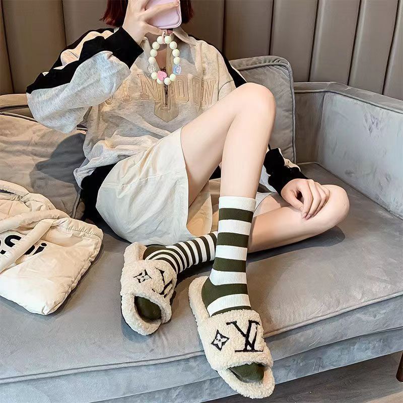 Otoño e Invierno AB gruesa y delgada de rayas de color sólido de las mujeres JK Lolita calcetines de punto japoneses calcetines de la mitad de la pantorrilla calcetines de las mujeres