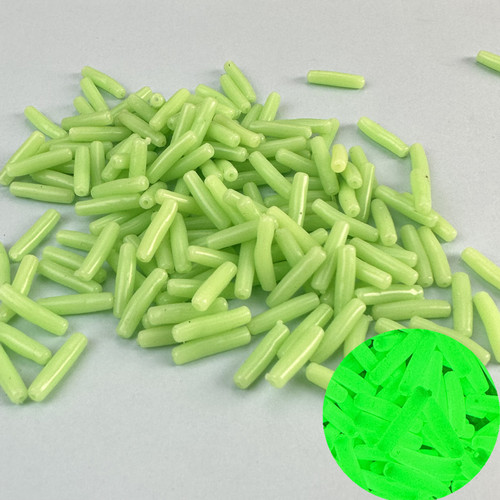 Eye-catching beans and olives, long cylindrical floating tail, eye-catching beans and soy fish float accessories, fishing gear accessories, luminous beads