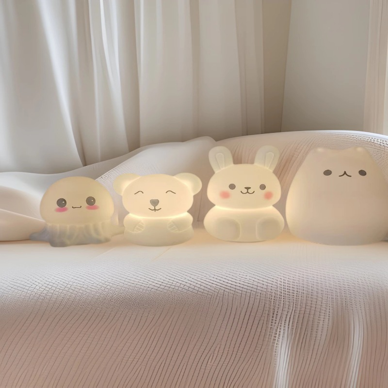 Trabajo y estudio dibujos animados koala regalo luz creativa de silicona mesita con luz para dormir para niñas