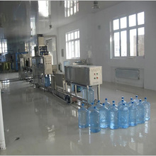 厂家供应三合一桶装水灌装机 洗瓶灌装设备 灌装机械 5加仑灌装机
