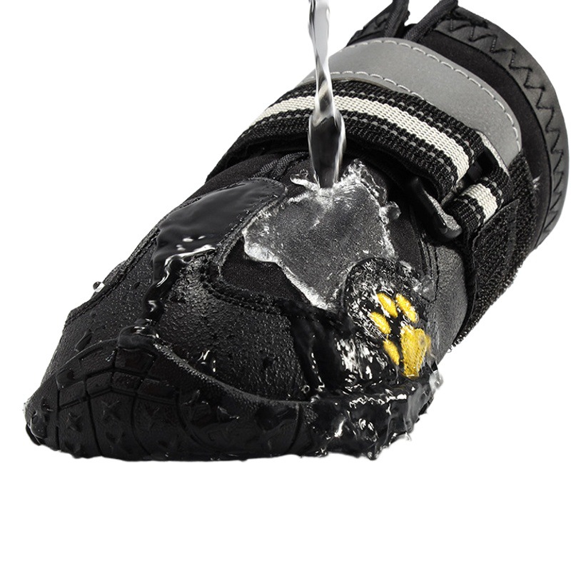 Venta caliente transfronteriza perro zapatos suministros para mascotas agua repelente perro zapatos cubierta suministros de mascotas fabricantes en stock