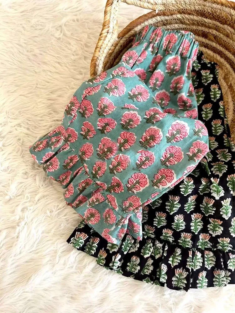 子供用防蚊フレアパンツ 2026夏 花柄プリント ロングパンツ 女の子用 スリムでスタイリッシュなカジュアルパンツ