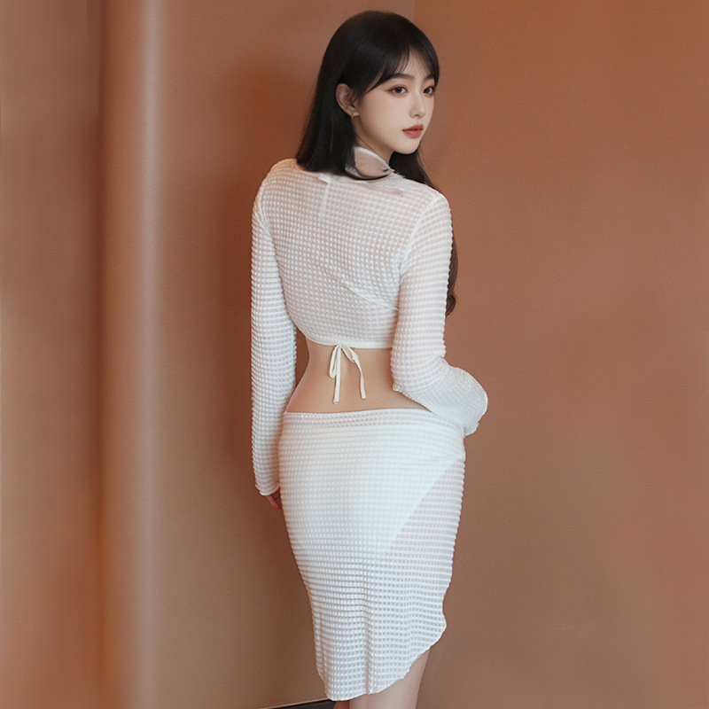 Traje de baño para mujer 2025 bikini de cuatro piezas de color sólido dividido de alta gama traje de baño de vacaciones de aguas termales de playa sexy