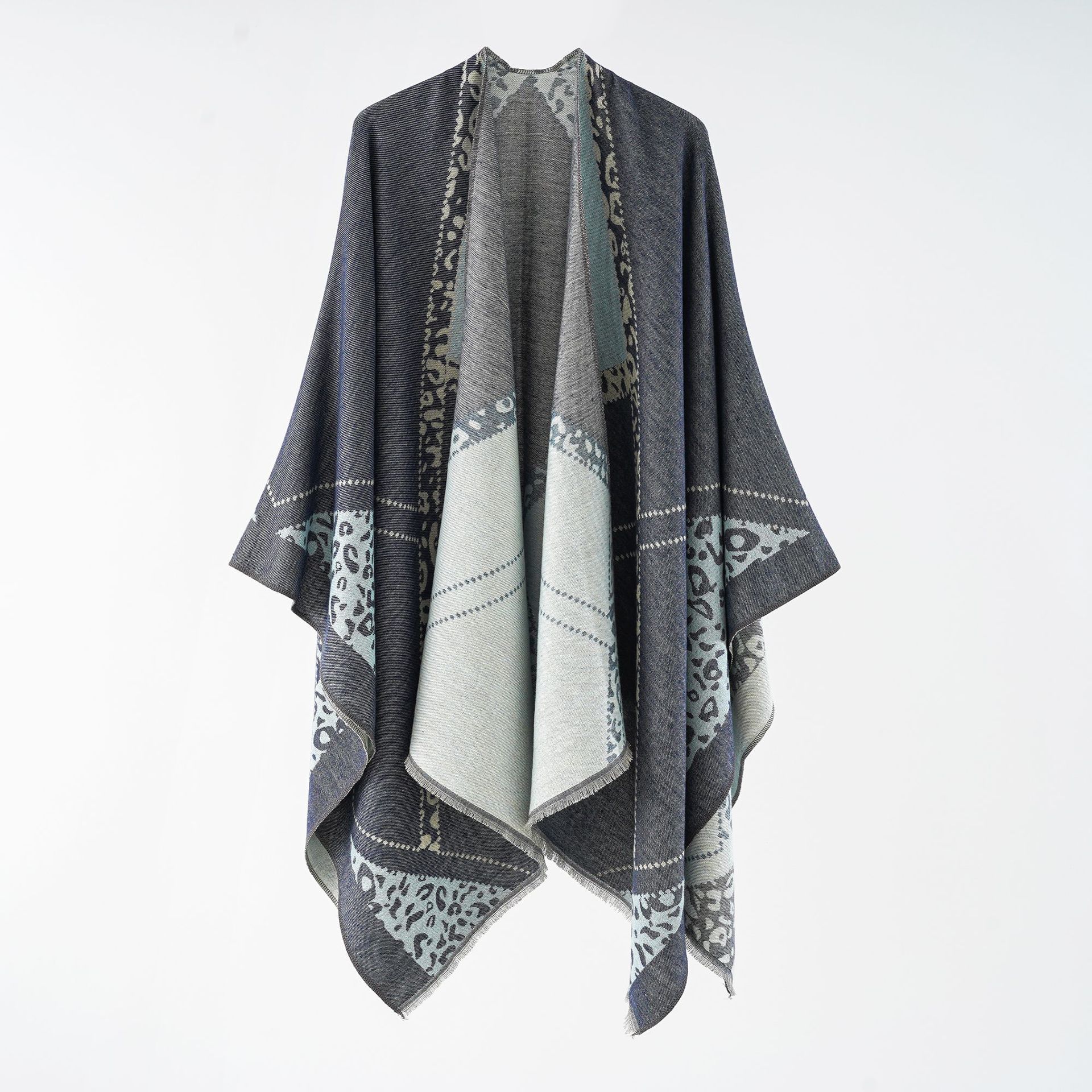 Gris oscuro