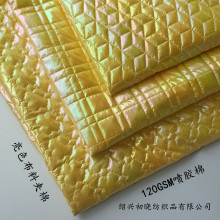 亮面复合棉面料春亚纺复膜绗缝绗绣加棉保暖布料菱形花型方格夹棉