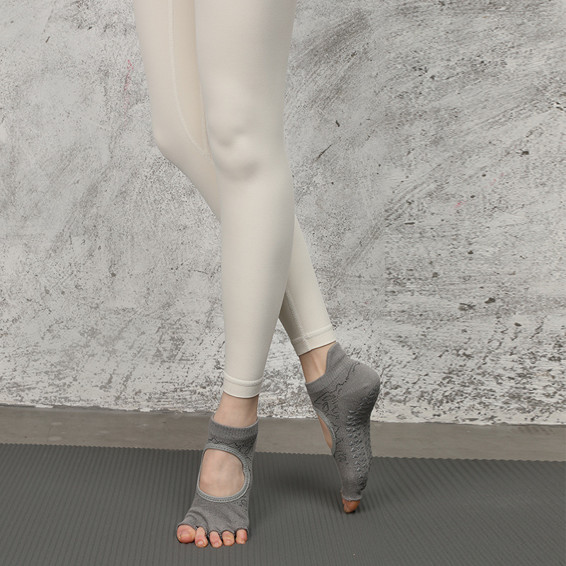 Calcetines de yoga para otoño e invierno, calcetines de cinco dedos, calcetines antideslizantes para Pilates, calcetines deportivos profesionales para mujer con dedos separados, venta al por mayor con espalda abierta.