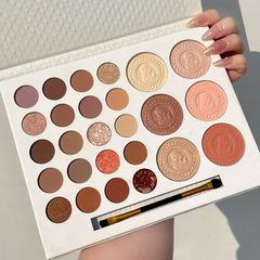 フランクリカラーの豆の年の26色のアイシャドーの皿のハイライトのチークの真珠の光のつや消しのフラッシュの粉のアイシャドーはブラシを持ちます。