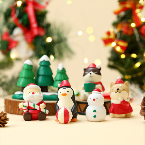 Cross-border Christmas polar bear snowman penguin elderly backpack resin small ornaments animal creative decoration crafts