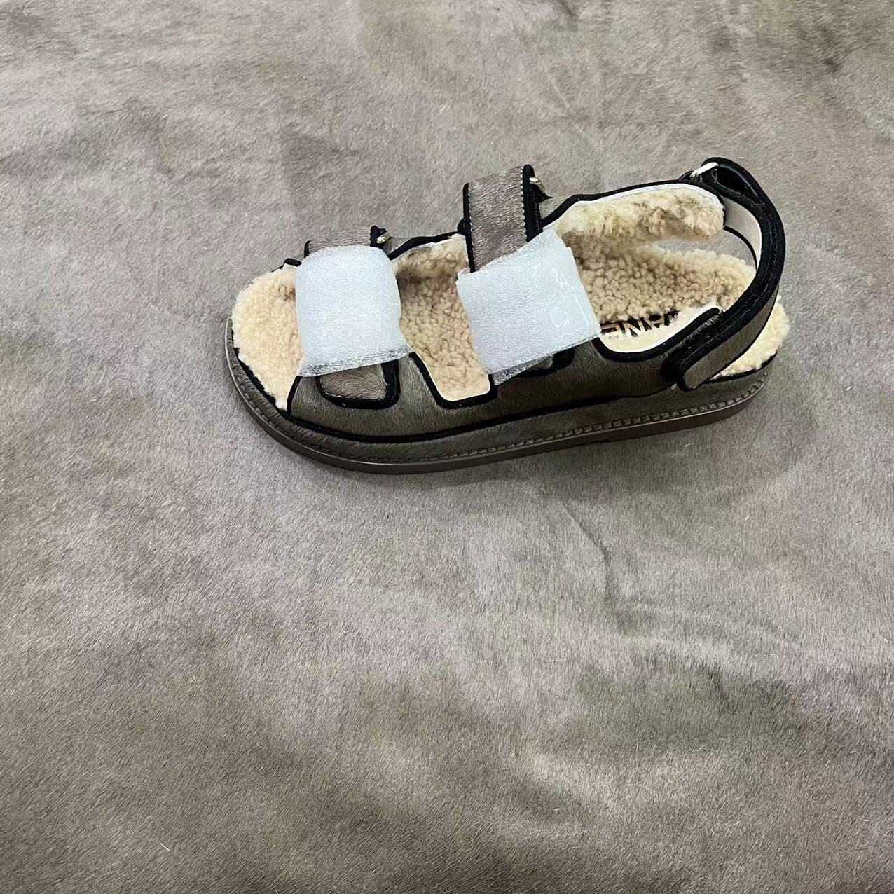 原色diy真皮马毛鞋靴皮料头层纯牛皮手工箱包皮毛一体皮料整张