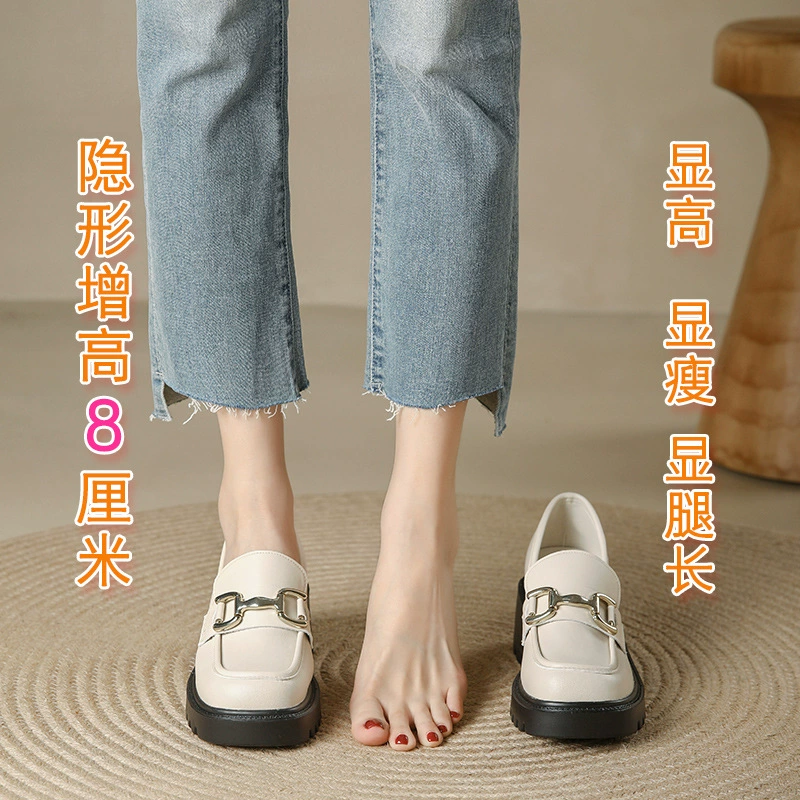 Кожаные лоферы на толстой подошве, увеличивающие рост, новая модель 2025 года с металлической пряжкой, британский стиль, туфли-слипоны, малые размеры, увеличивающие рост.