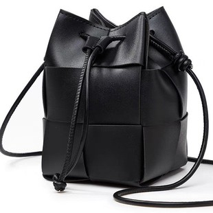 Hn5003 Genuine Leather Bag Inside and Outside Full Leather Goatskin Woven Bag Korean Style Accessible Luxury Mini Cross-Body Mobile Phone Bag Bucket Bag