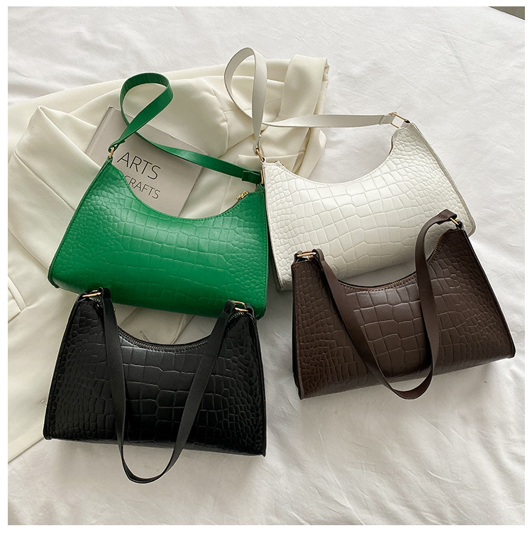 Streetwear Crocodile Square Zipper Underarm Bag display picture 3