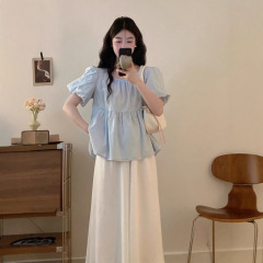 大きいサイズのレディース夏服、右肩半袖トップス、痩身・肉感カバー、ワイドパンツとスカートのツーピーススーツのセットです。