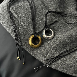 Blogger Same Style Ancient Silver Plated Ancient Gold Light Wheel Pendant Necklace Niche High-end Light Luxury Double Rope Adjustable Woolen Chain