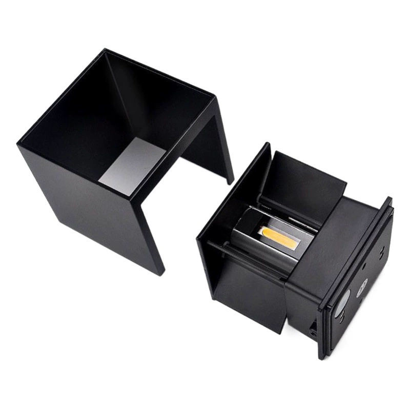 Оптовая продажа фабрики открытый водонепроницаемый настенный светильник Светодиодная квадратная гостиная спальня прикроватная тумбочка фон настенный светильник ручное затемнение угол