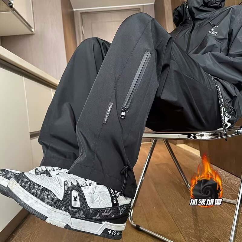 Función americana impermeable pantalones de invierno masculinos tendencia de otoño y invierno más veludo engrosado suelto tubo recto pantalones de trabajo ocio