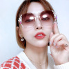 Sunglasses, fashionable sun protection cream, brand glasses, new collection, UF-protection, fitted, internet celebrity