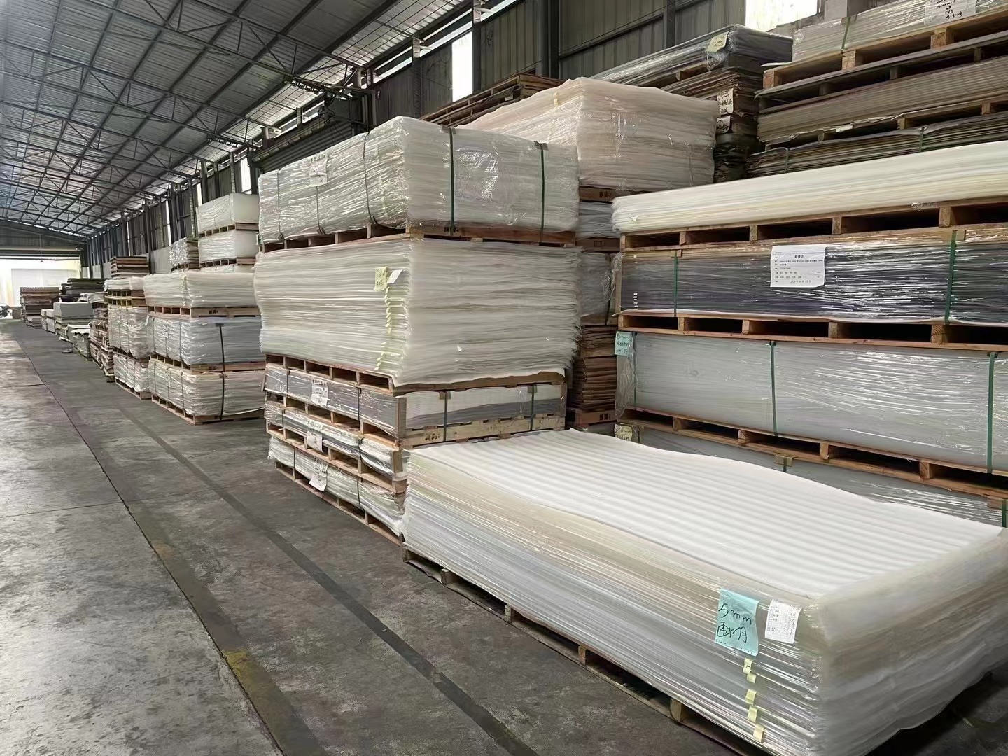 透明亚克力板 有机玻璃板 佛山厂家批发 尺寸