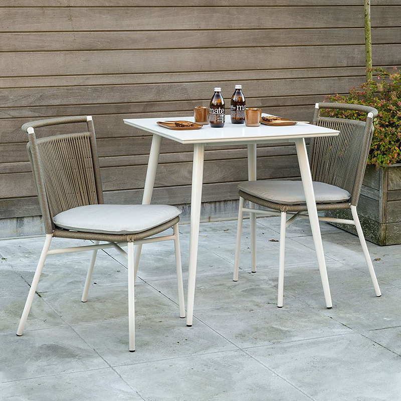 Mesa y silla al aire libre, muebles de caña creativos, jardín, terraza, villa de lujo, sala de sol, protección solar, combinación de ocio simple. image 3