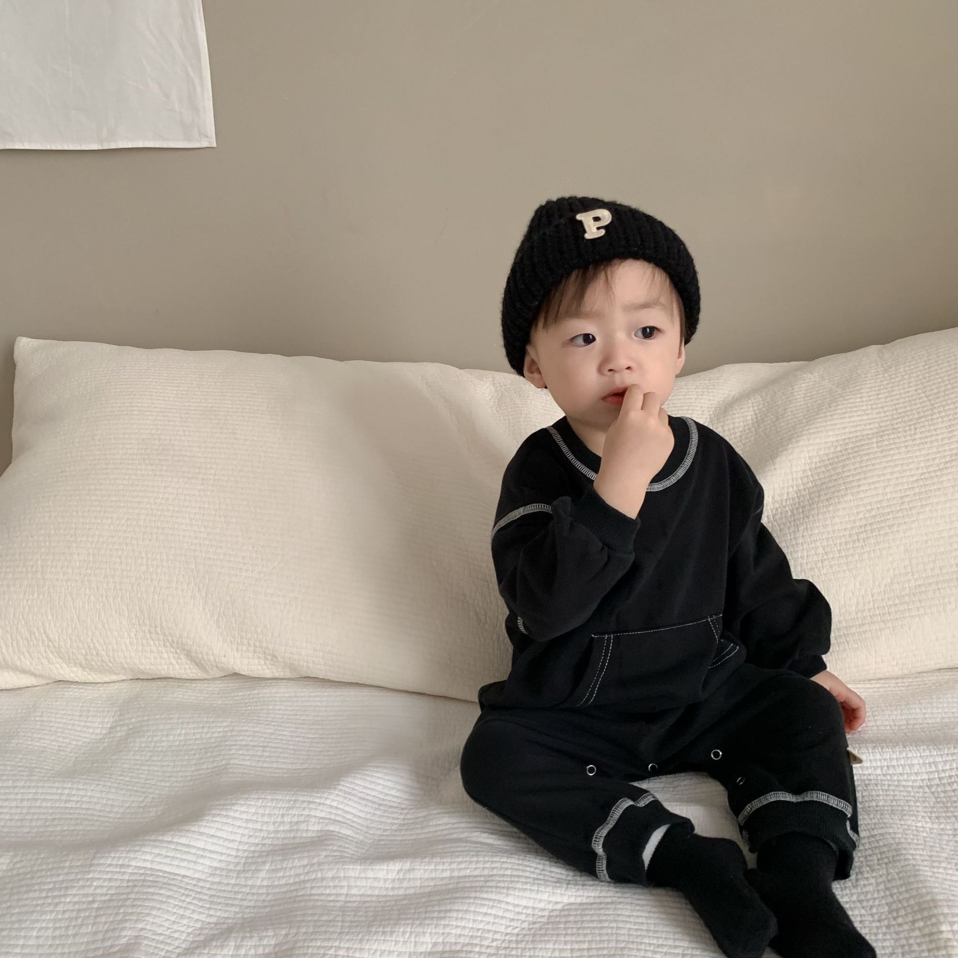 Bebé ropa de otoño, bata de bebé, ropa de otoño coreana para niños, 2025 otoño nuevo bebé bolsa de ropa de montaje